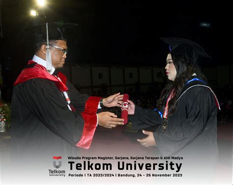 WISUDA TELKOM UNIVERSITY 2023 FTE S1 TEKNIK TELEKOMUNIKASI DEKAN 048