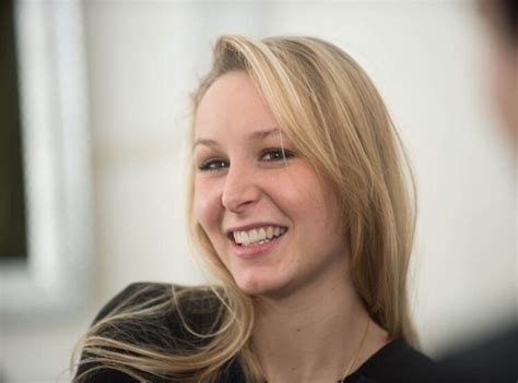 Hot Sexy Marion Marechal Bikini Pics