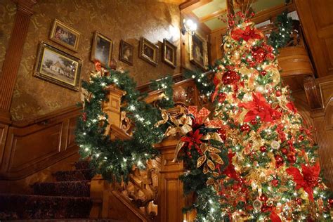 Pabst Mansion decks the halls for Christmas Twilight Tours | Milwaukee ...