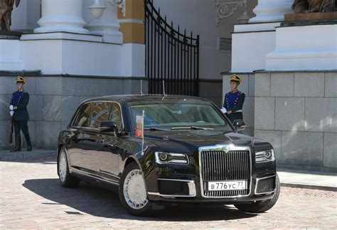 Putin Gifts Russian Built Car To N Korean Leader Kim Jong Un Daily Sabah