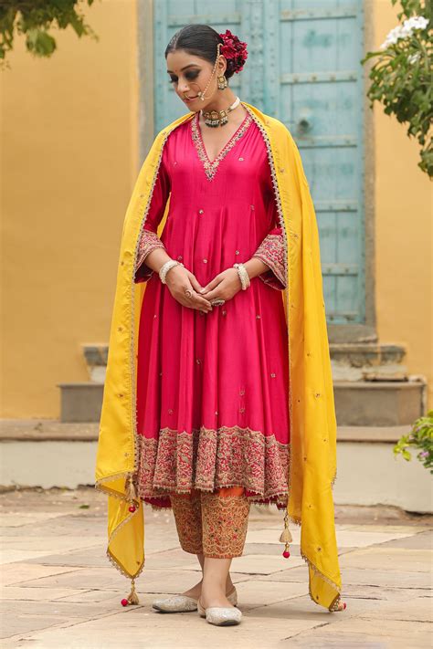 Buy Pink Kurta Pure Banarasi Spun Silk Embroidered Bird Anarkali Set