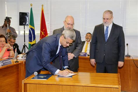 Procurador Luciano Casaroti Toma Posse Como Vice Presidente Do Conselho