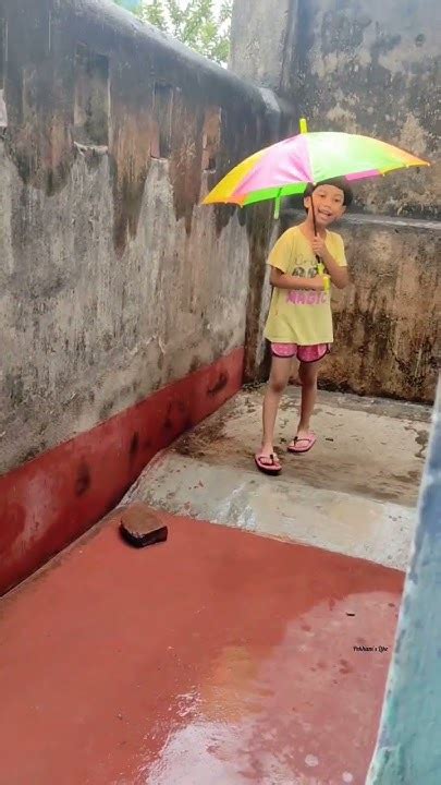 বৃষ্টি ভেজা দিনে পেখম কি করছে 🌧️☔ ️।shorts Youtube