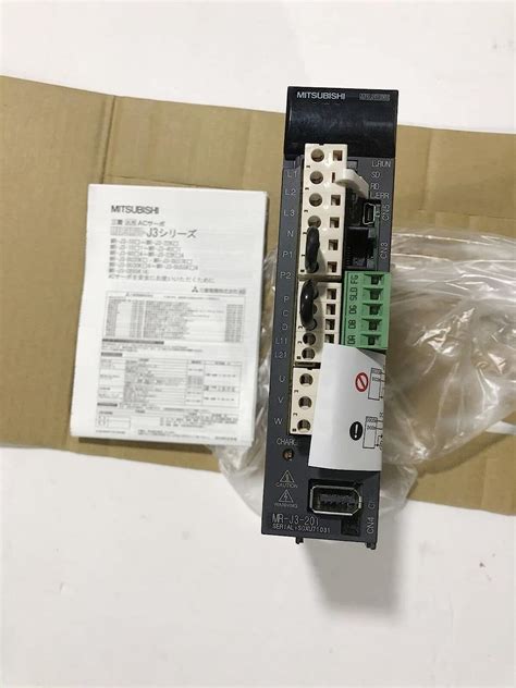 Amazon co jp MR J3 20T サーボアンプ CC Link対応位置決め機能内蔵 0 2kW用 三相AC200230Vまたは