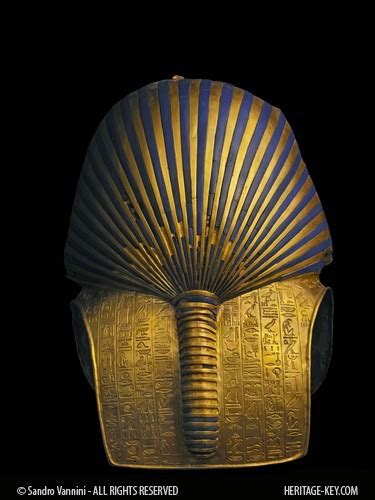 Sandro Vannini's Photography – King Tut's Golden Death Mask