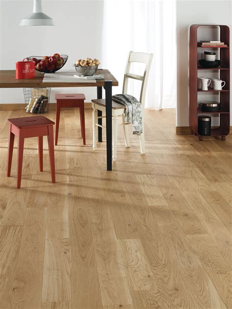 Parquet contrecollé chêne blond vitrifié brossé M abouté BROCELIANDE l