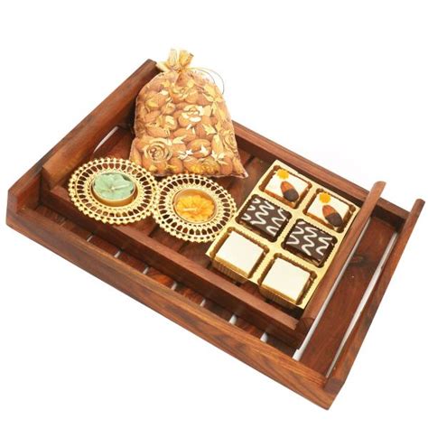 Jaiccha Ghasitarm Gifts Set Of Striped Wooden Tray With Choco