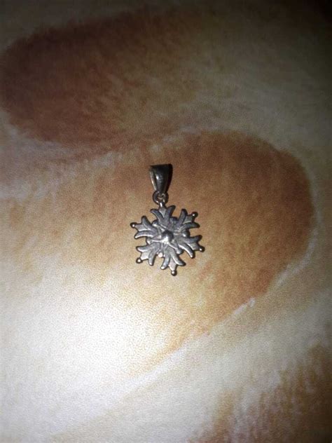 Подвеска снежинка в дар (Москва). Дарудар