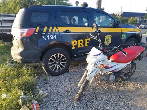 Adolescente de 13 anos é apreendido após ser flagrado moto