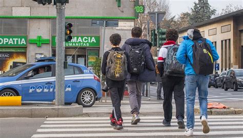 Scuole Mascherine E Test Gratuiti Quando E Come Richiederli La