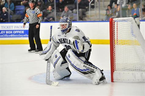 University Life - Hockey Tickets | Bentley University