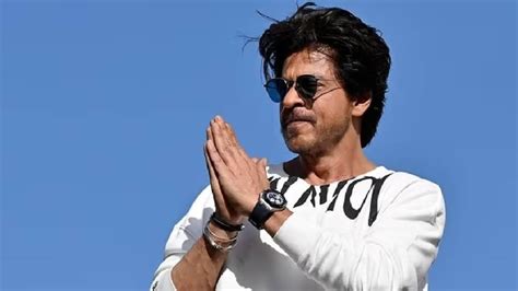 Shah Rukh Khan Meets With Accident On Set In Los Angeles Returns To