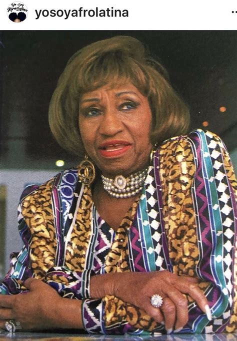 Pin By Natalie Oguara On Celia Cruz Photos Celia Cruz Fashion Style