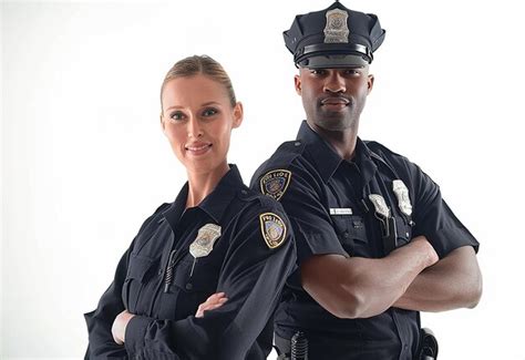 Premium Photo Photo Of Male And Female Police Officers