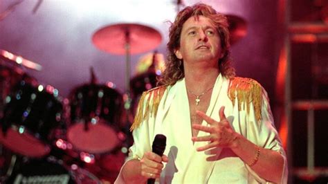 Jon Anderson 79 años cumple el fundador y líder de Yes Radio