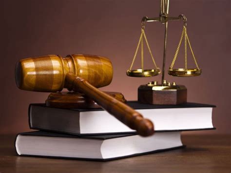 The Role And Responsibilities Of A Litigation Lawyer Law Mediation