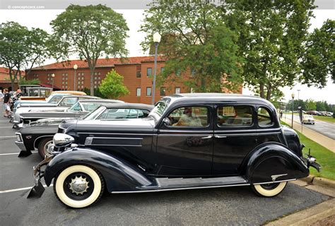 1935 Chrysler Airstream - Information and photos - MOMENTcar