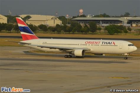 Boeing Er Hs Bkb Orient Thai Airlines By Esteban Aranda