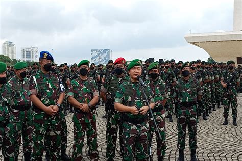 KSAD Jenderal Dudung Pangkostrad Mayjen TNI Maruli Simanjutak Dilantik