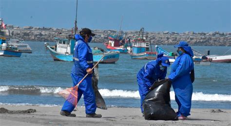 Trujillo Re Nen Kilos De Basura En Plena Limpieza De Playa El