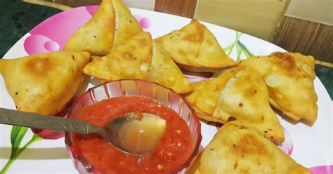 समोसा Samosa Recipe In Hindi रेसिपी बनाने की विधि In Hindi By Premlata Kumari Cookpad