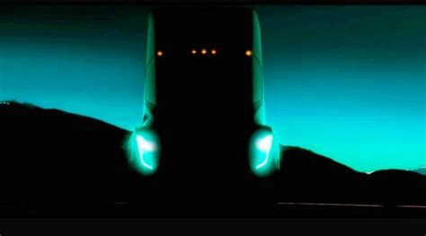 Tesla Motors presents its electric truck and other news