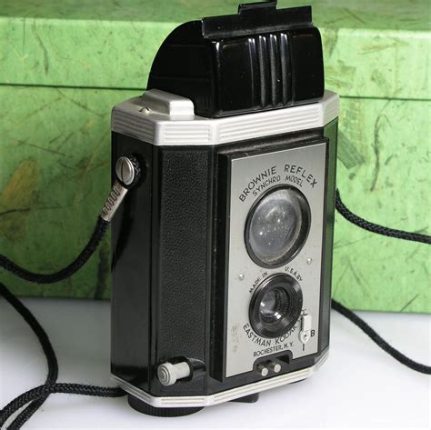 Random Camera Blog The Kodak Brownie Reflex