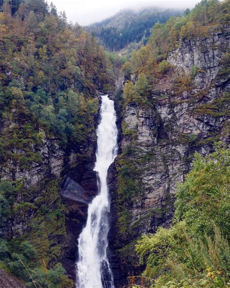 One more waterfall in Norway. [1080 X 1350][OC] : r/EarthPorn