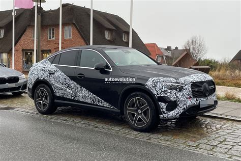 Mercedes Benz Glc Coupe Spied Resting Reveals C Class Like