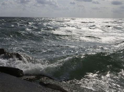 Berita Dan Informasi Sungai Di Bawah Laut Terkini Dan Terbaru Hari Ini