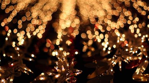 Christmas Lights Desktop Wallpapers 4k Hd Christmas Lights Desktop Backgrounds On Wallpaperbat