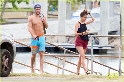 Photo Shawn Booth Shirtless Hawaii Kaitlyn Bristowe The Bachelorette