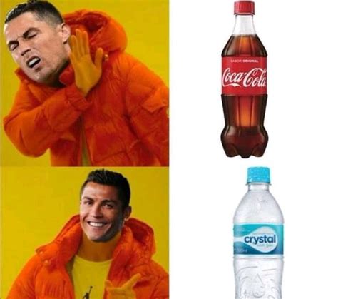 Meme Kocak Ronaldo Singkirkan Botol Coca Cola