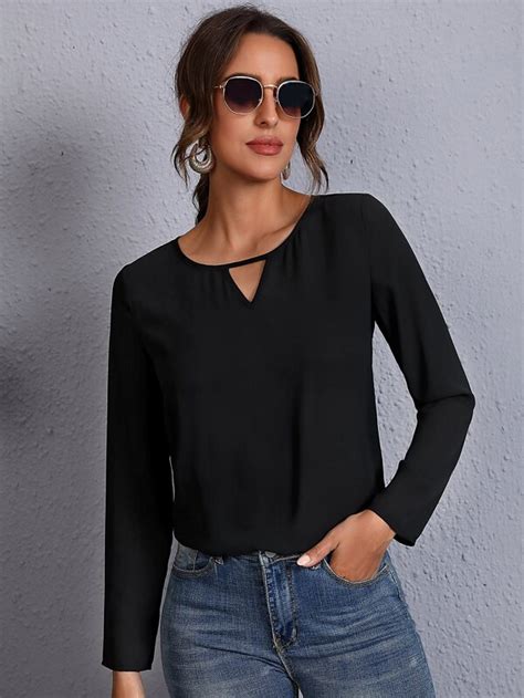 Shein Clasi Blusa Unicolor De Cuello Con Abertura De Ojo Moda De