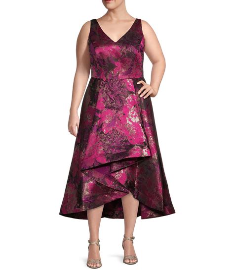 Adrianna Papell Plus Size Sleeveless V Neck High Low Jacquard Tea