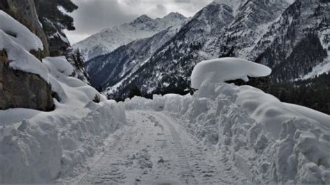 A trip to India’s last inhabited village Chitkul in winters