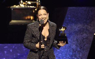 Natalia Lafourcade Gana Grammy A Mejor Lbum De Rock Latino Fama