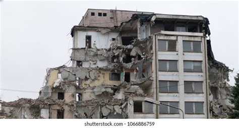 building collapse dust royalty  images stock