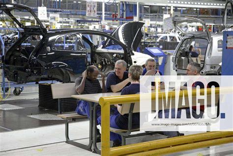 Koeln Nordrhein Westfalen Deu Autoproduktion Bei Ford