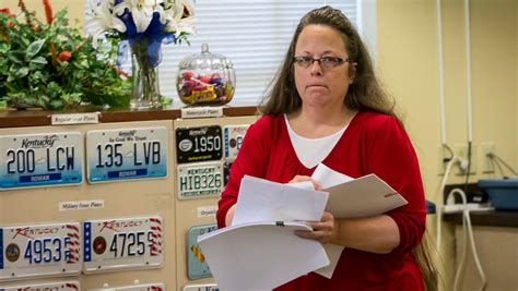 Kentucky Clerk Kim Davis To Join Republican Party