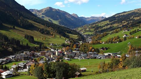 Saalbach-Hinterglemm Ski Resort in Saalbach-Hinterglemm, | Expedia