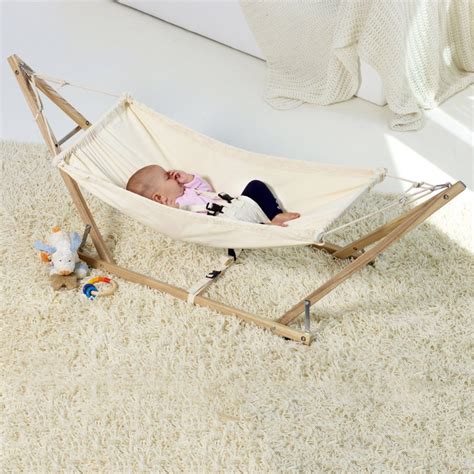 Baby Hammock: Why to Buy One and What Should You Pay Attention to