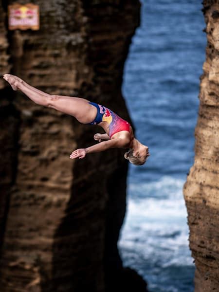 Red Bull Cliff Diving Estreia Em Beirute