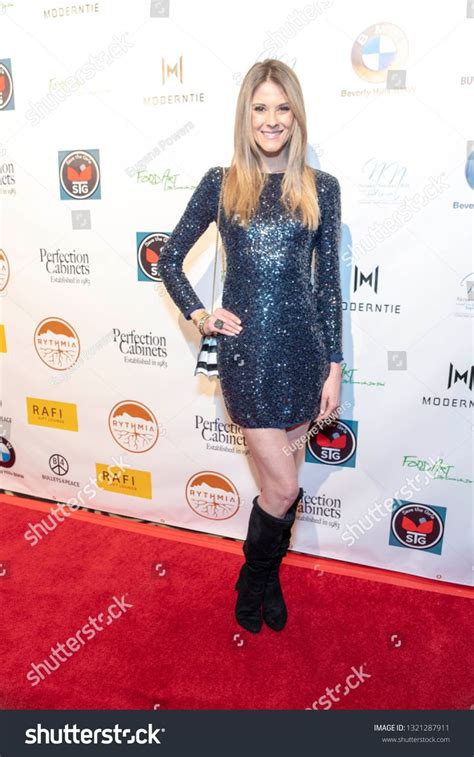 Jezlan Moyet Attends Pre Oscars Rafi S Choice Gifting Suite And