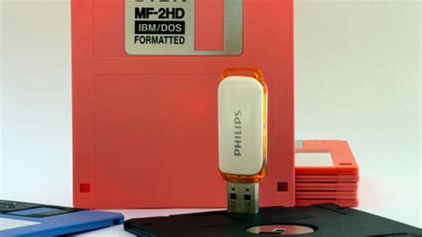 true  storing data  usb memory   weight lighter