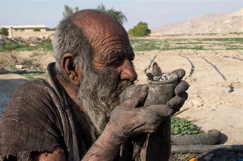 Amou Haji: The man who didn’t shower for 67 years