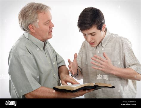 Explicando La Palabra De Dios Fotografía De Stock Alamy