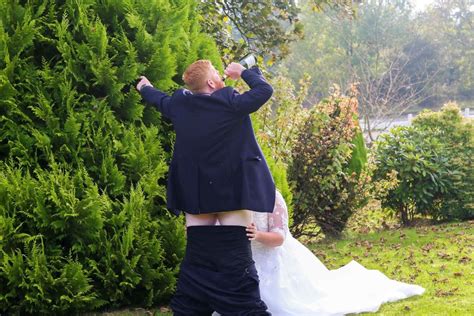 Extremely Nsfw Wedding Photographer Goes Viral With New Trend