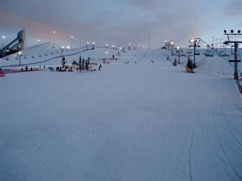 Night Skiing Canada Olympic Park – Calgary - Night skiing resort Canada ...