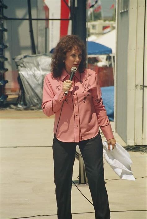 Pin By Tammy Hosey On LORETTA LYNN Red Leather Jacket Loretta Lynn